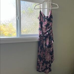 FOREVER 21 Black and Pink Asymmetrical Midi Dress Size Juniors Small